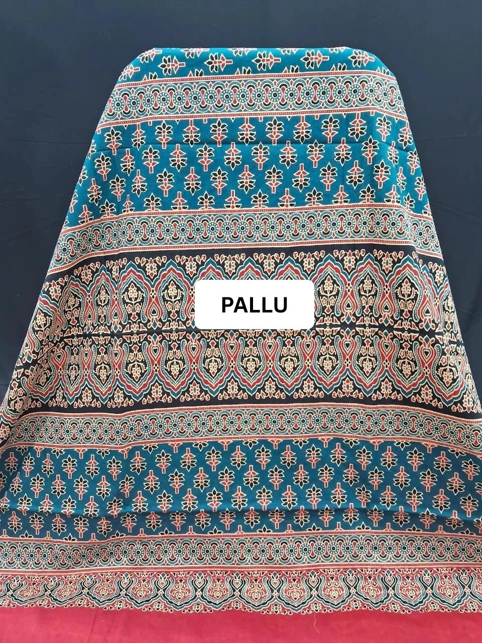 Teal and Crimson Mulmul cotton Saree pallu