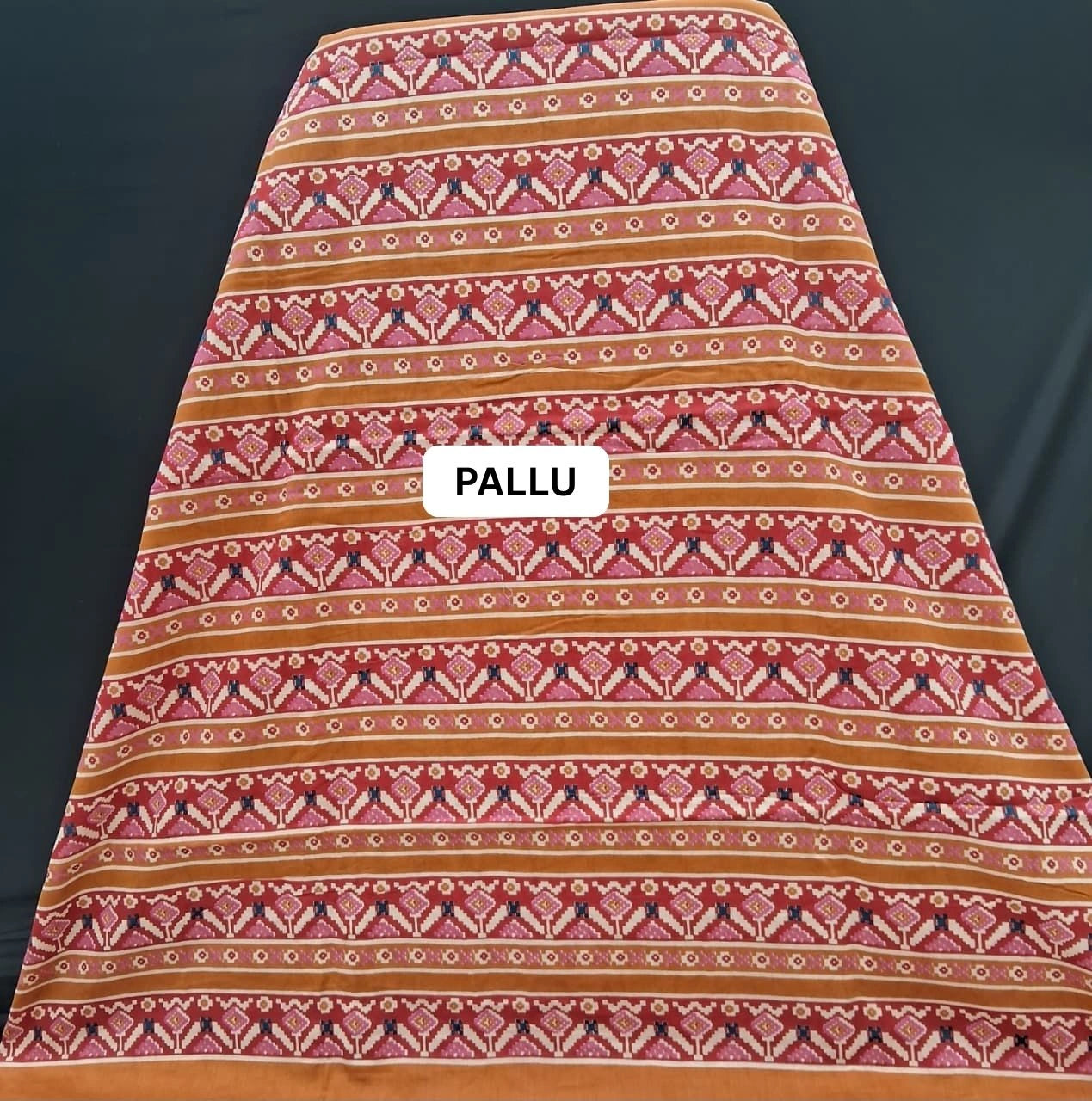 Pink-Orange Mulmul Cotton Saree pallu