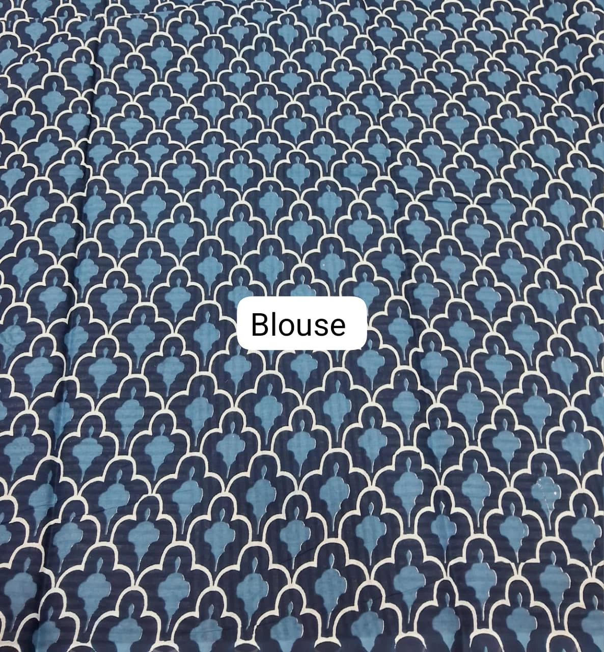 White and dark blue printed mulmul cotton saree Blouse