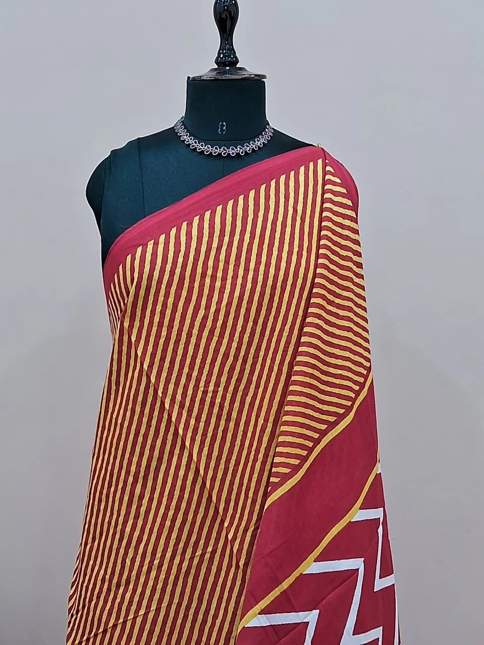 Tomato red mulmul cotton saree 1