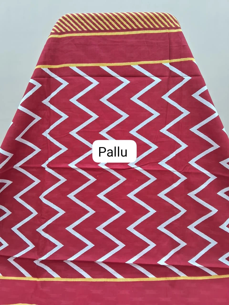 Tomato red mulmul cotton saree pallu