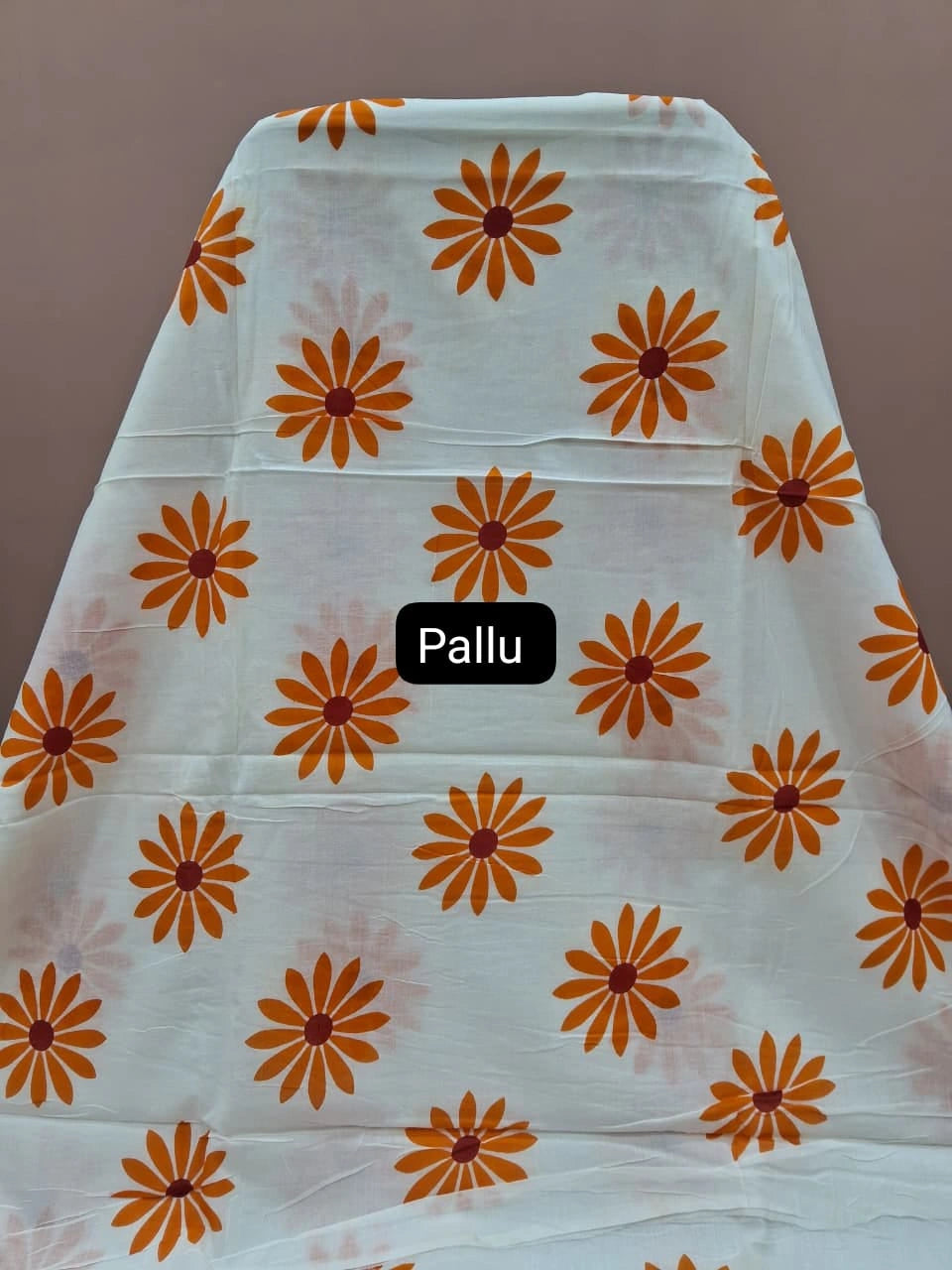 Pure white mulmul cotton saree Pallu