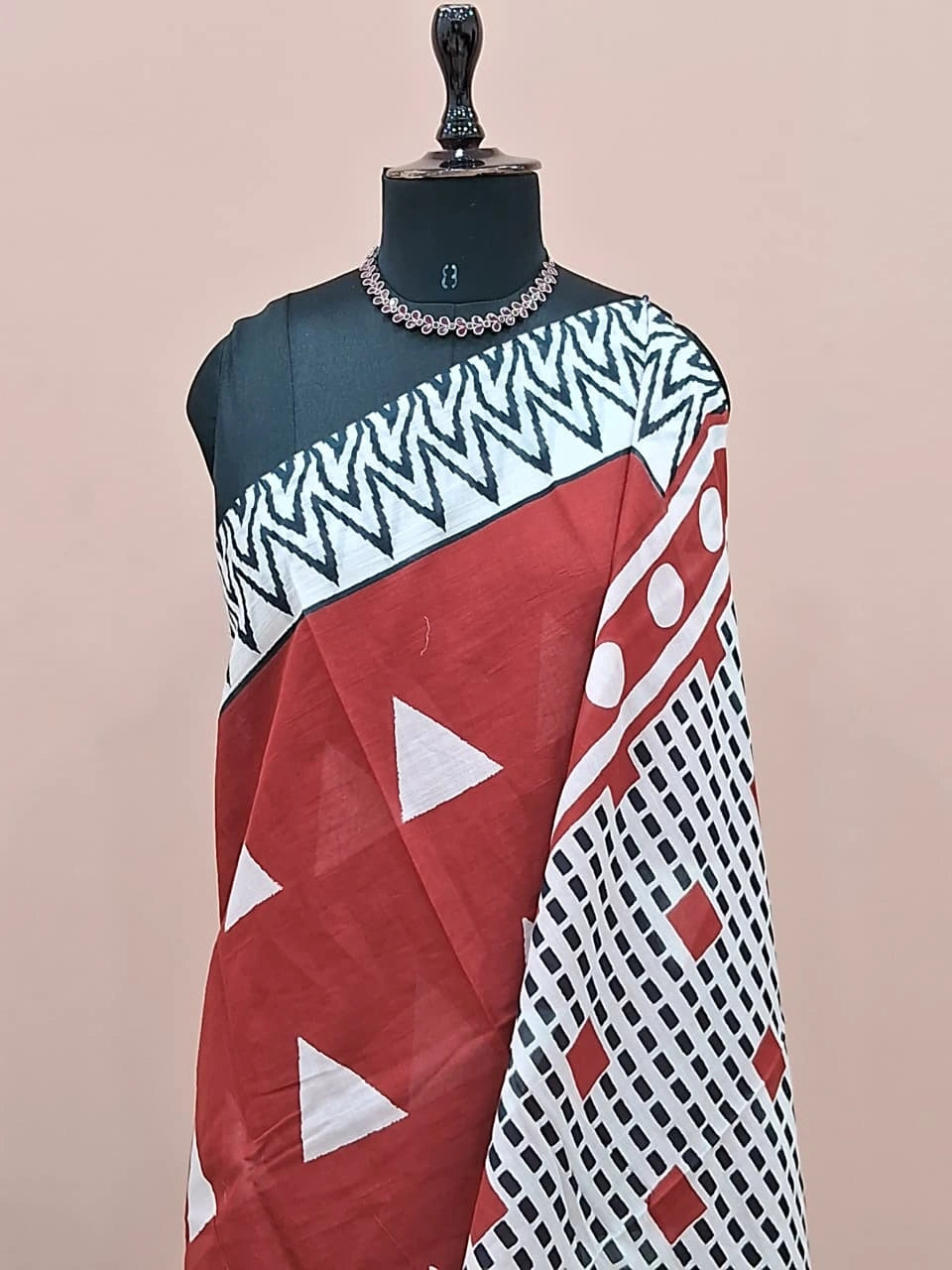 Maroon mulmul cotton saree 1