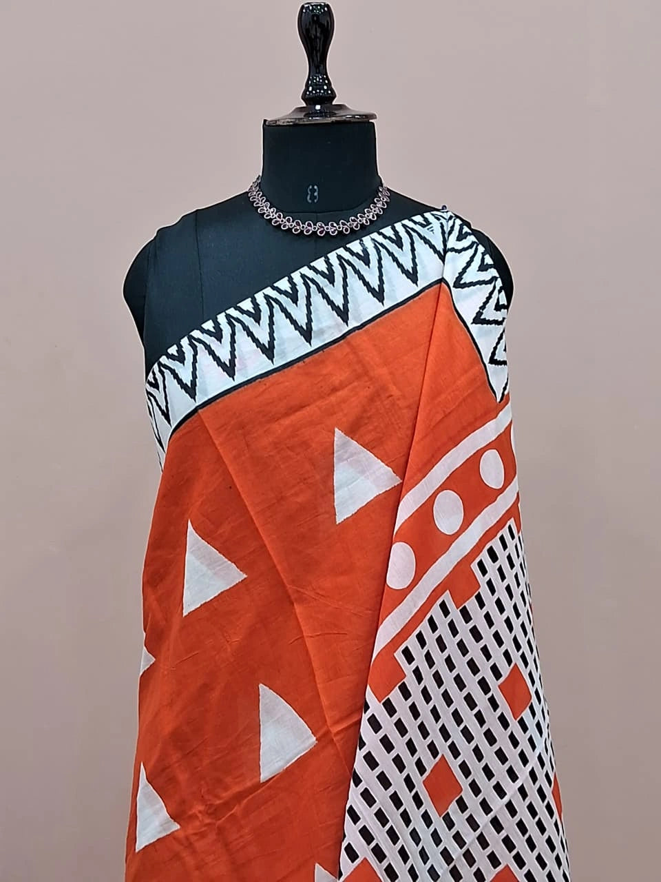 Dark orange mulmul cotton saree 1