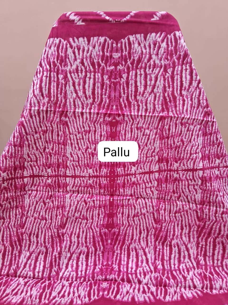 Graceful rani pink mulmul cotton saree Pallu