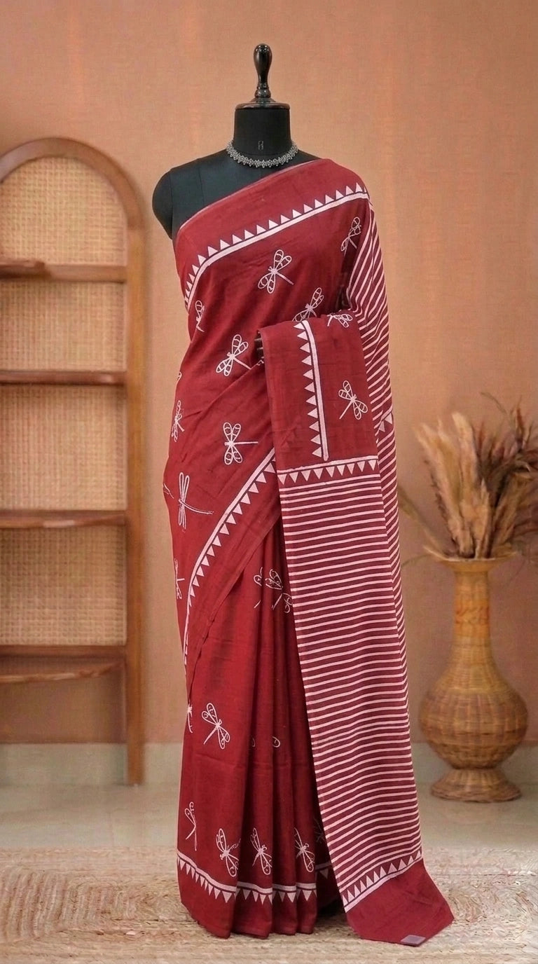 Elegant red mulmul cotton saree