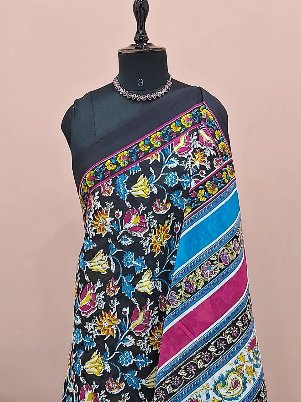 Black Mulmul Cotton Saree 1
