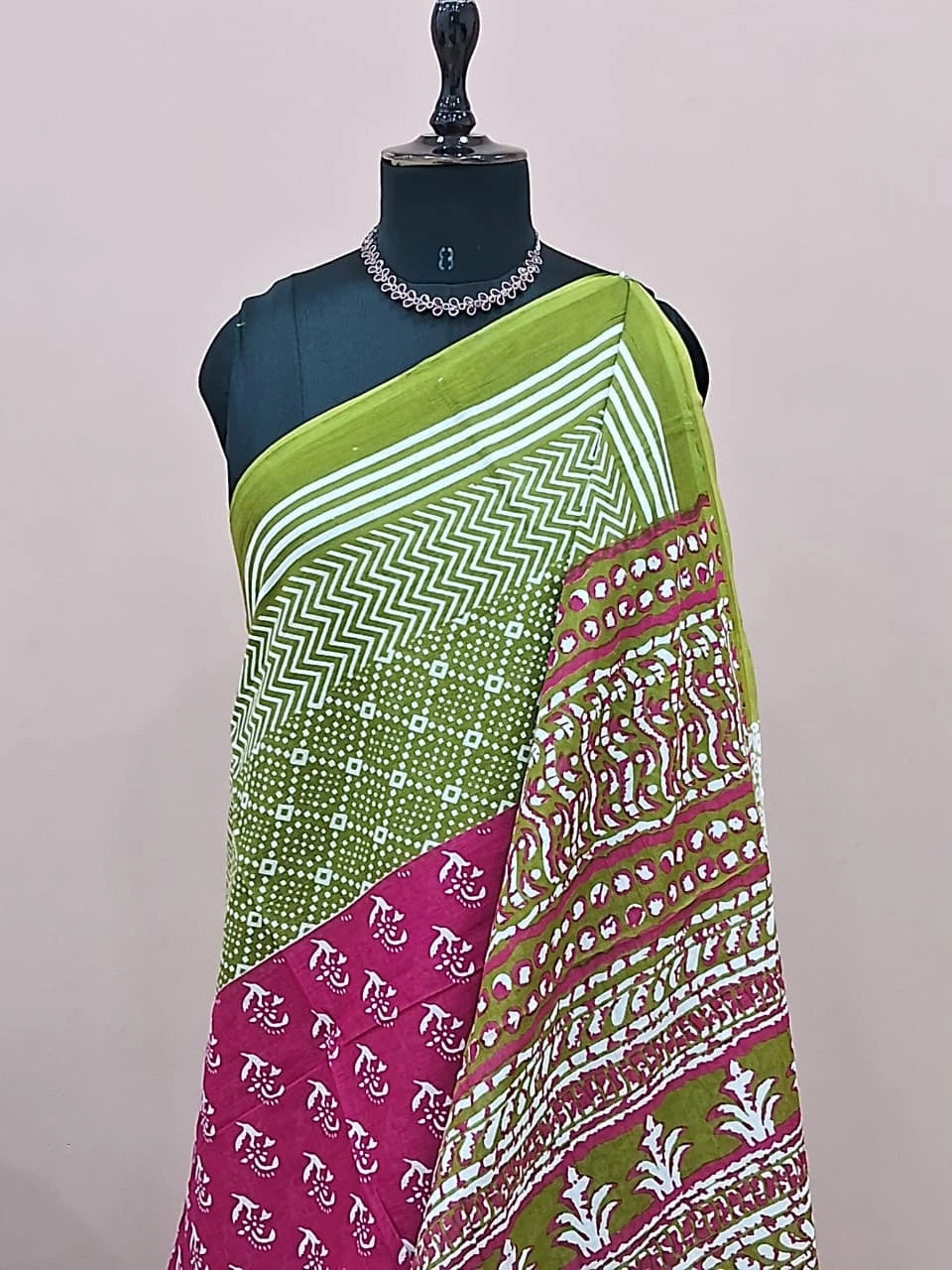 Pink Mulmul Cotton Saree 1