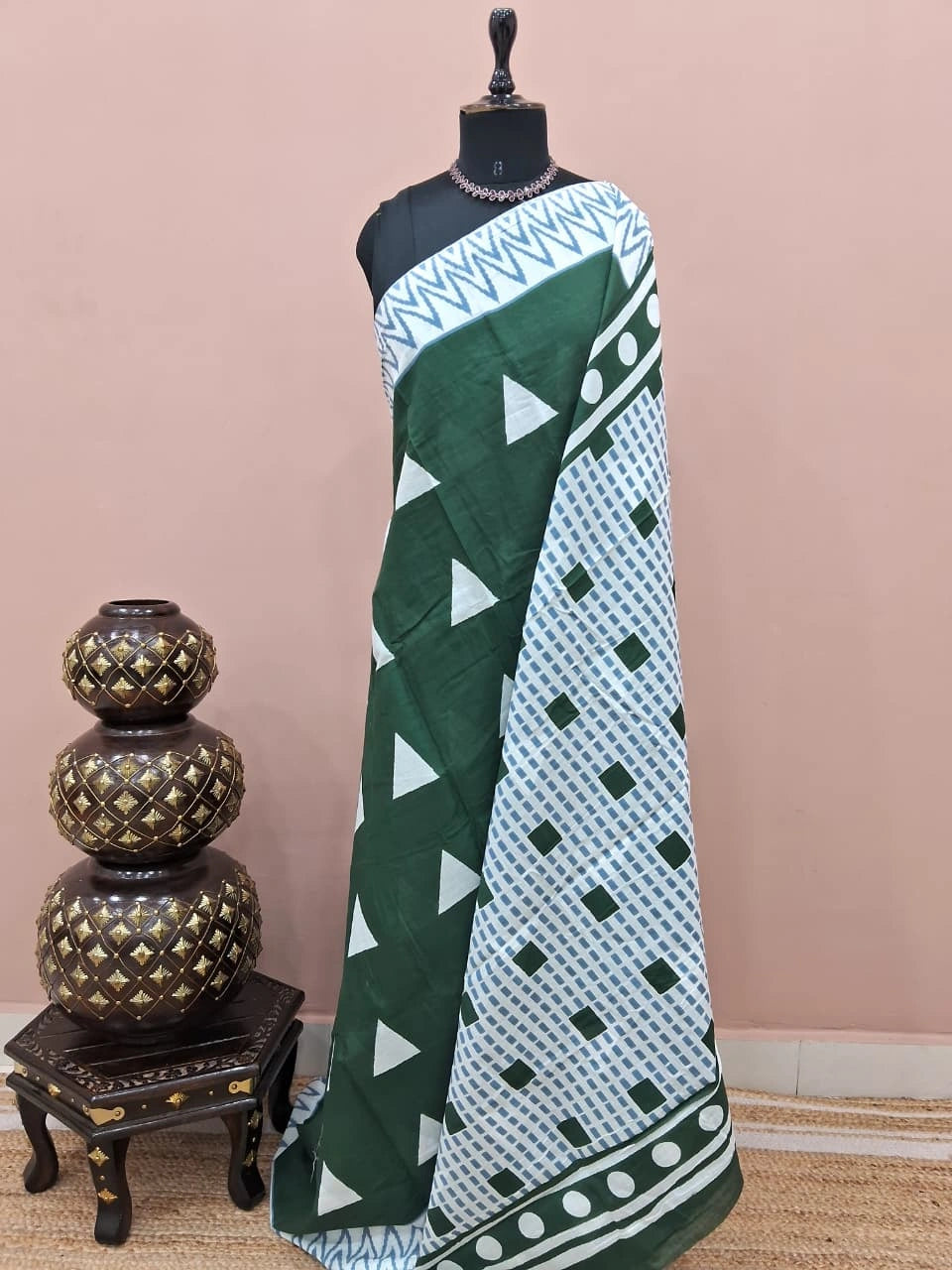 Bottle Green Mulmul Cotton Saree 