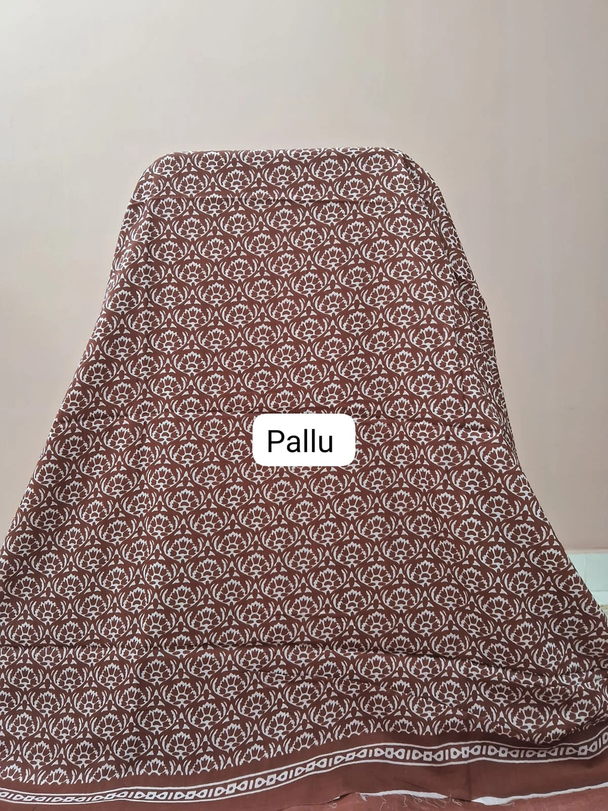 Chocolate Brown Mulmul Cotton Saree pallu