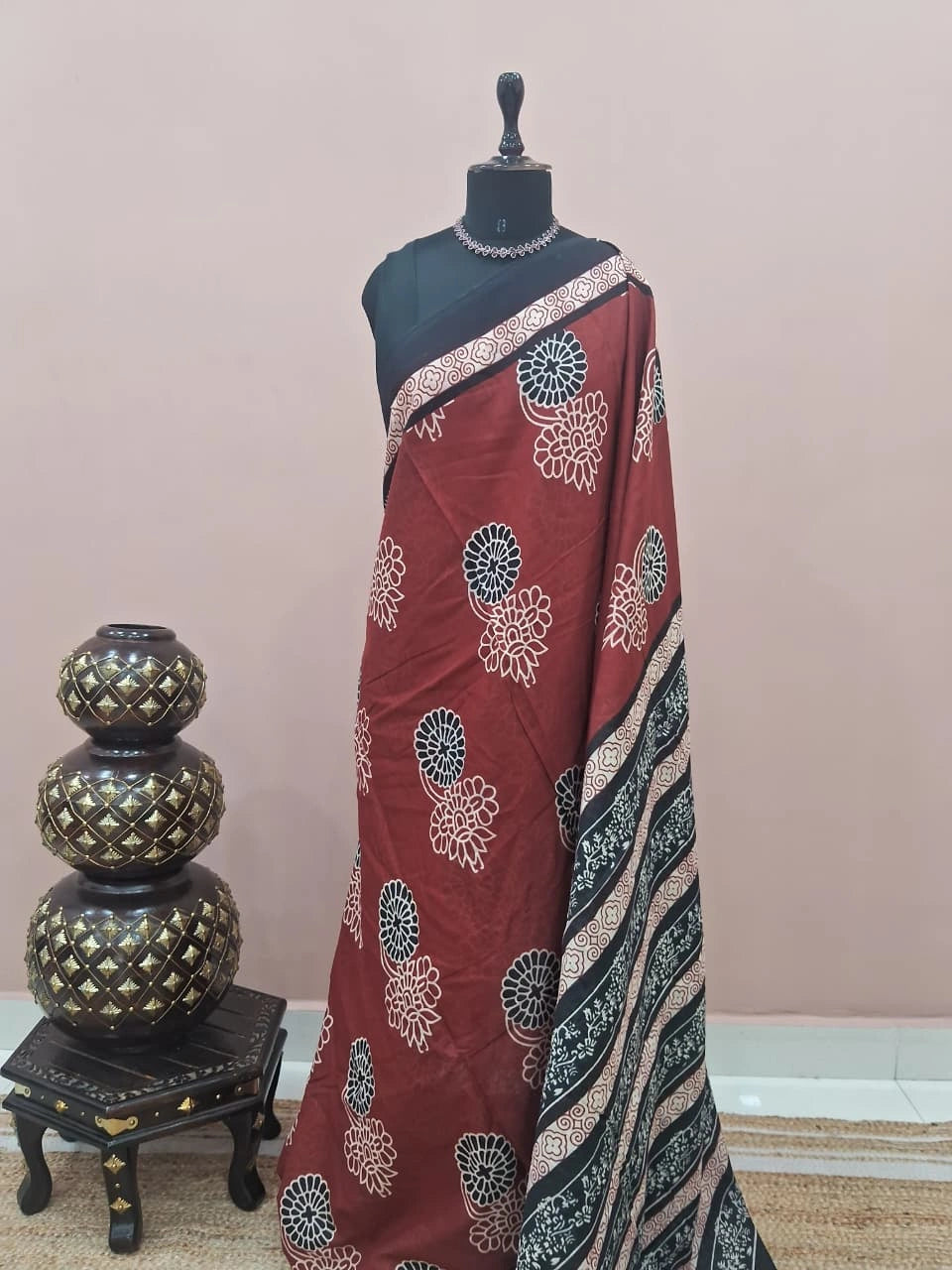 Brick Red Mulmul Cotton Saree