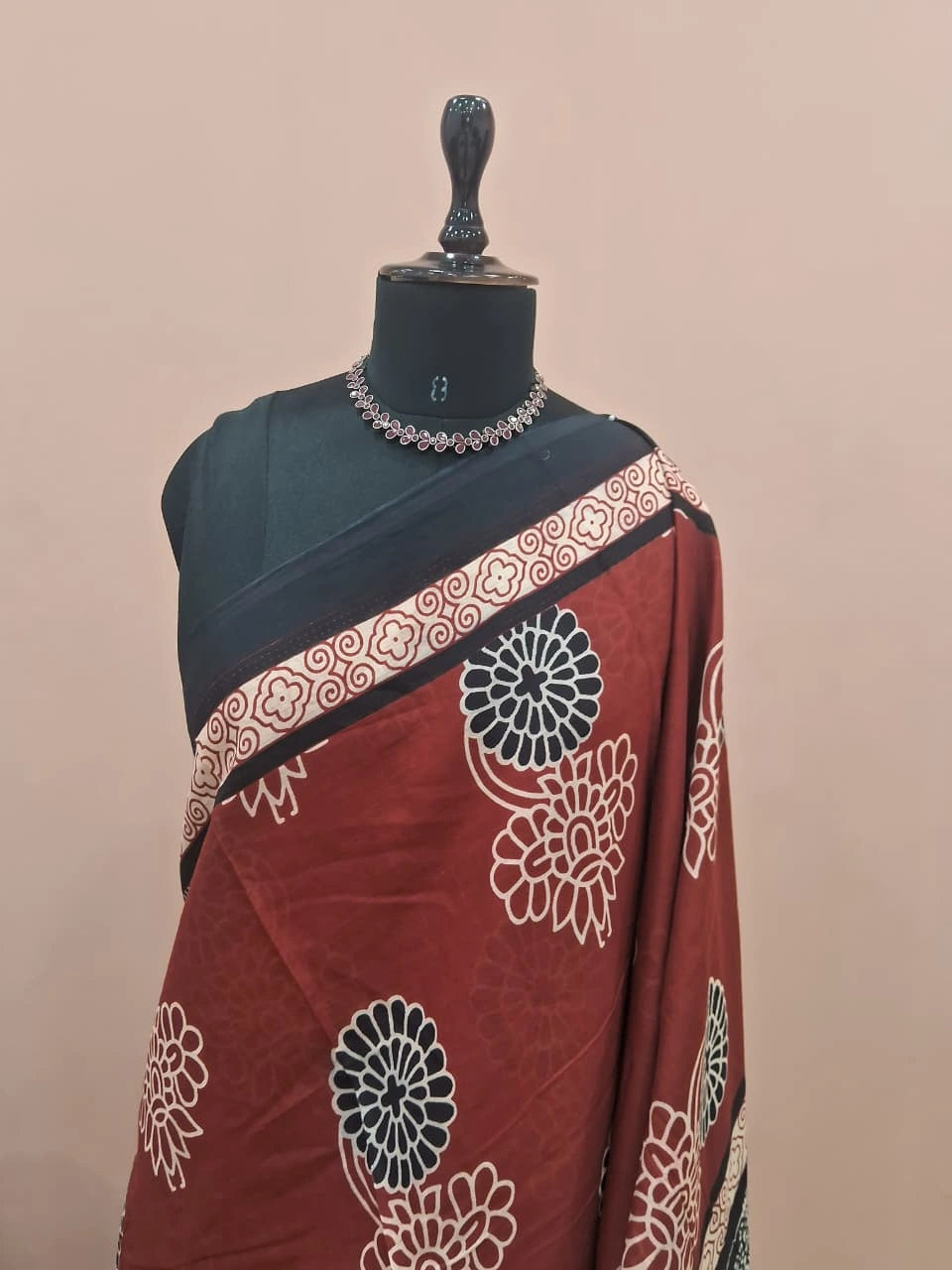 Brick Red Mulmul Cotton Saree 1