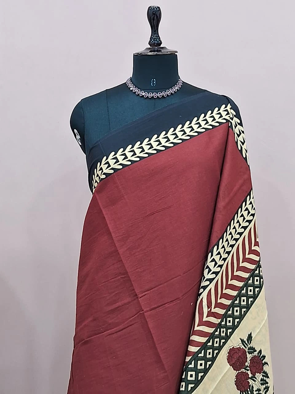 Red Plain Mulmul Cotton Saree 1