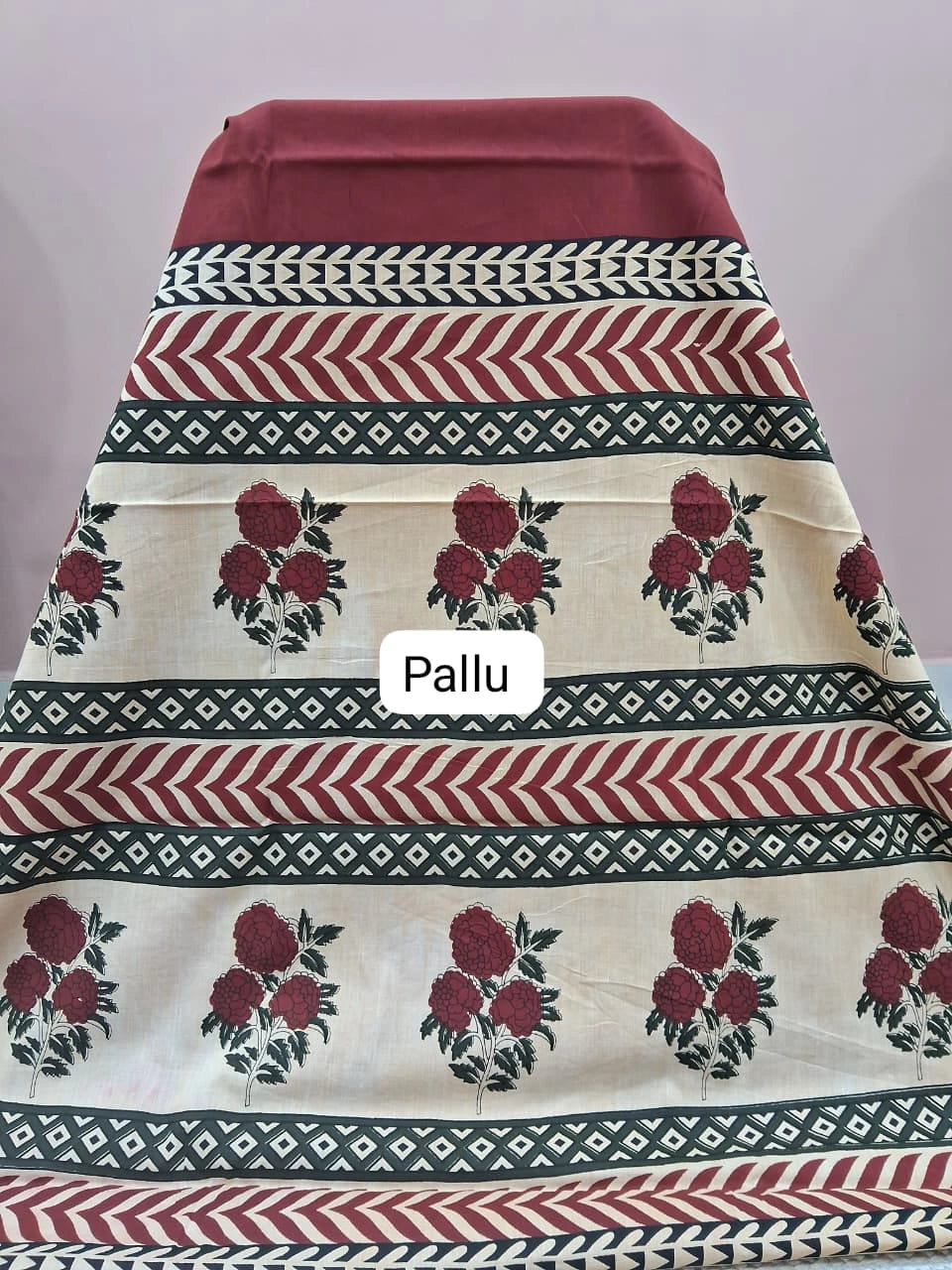 Red Plain Mulmul Cotton Saree Pallu