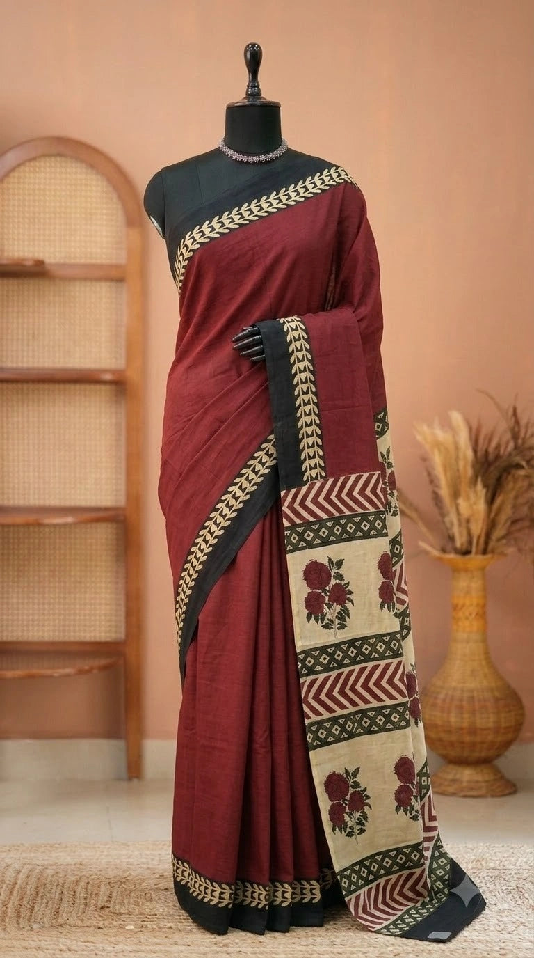 Red Plain Mulmul Cotton Saree 