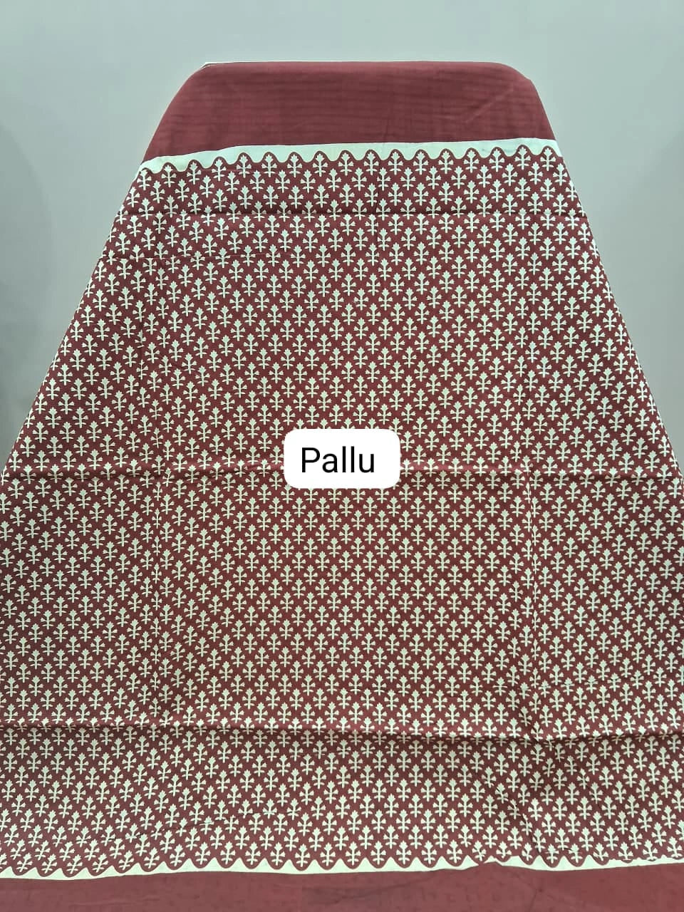 Cream Pure Mulmul Cotton Saree pallu