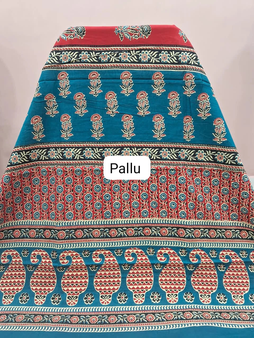 Tomato Red Mulmul Cotton Saree Pallu