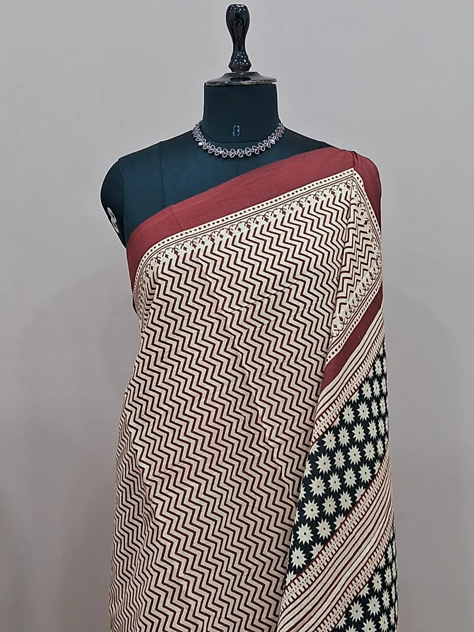 Beige Pure Mulmul Cotton Saree 1