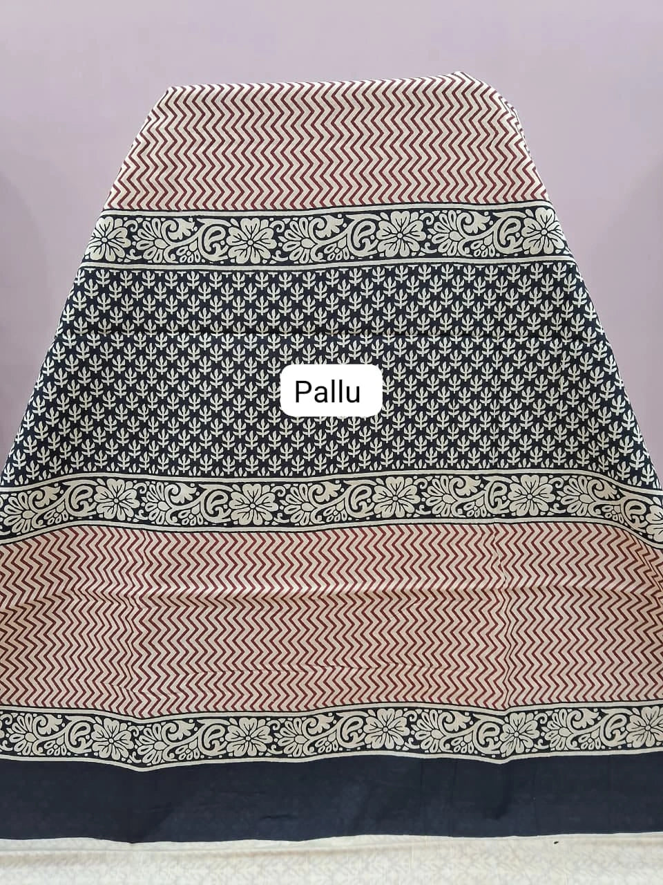 Red Mulmul Cotton Saree Pallu