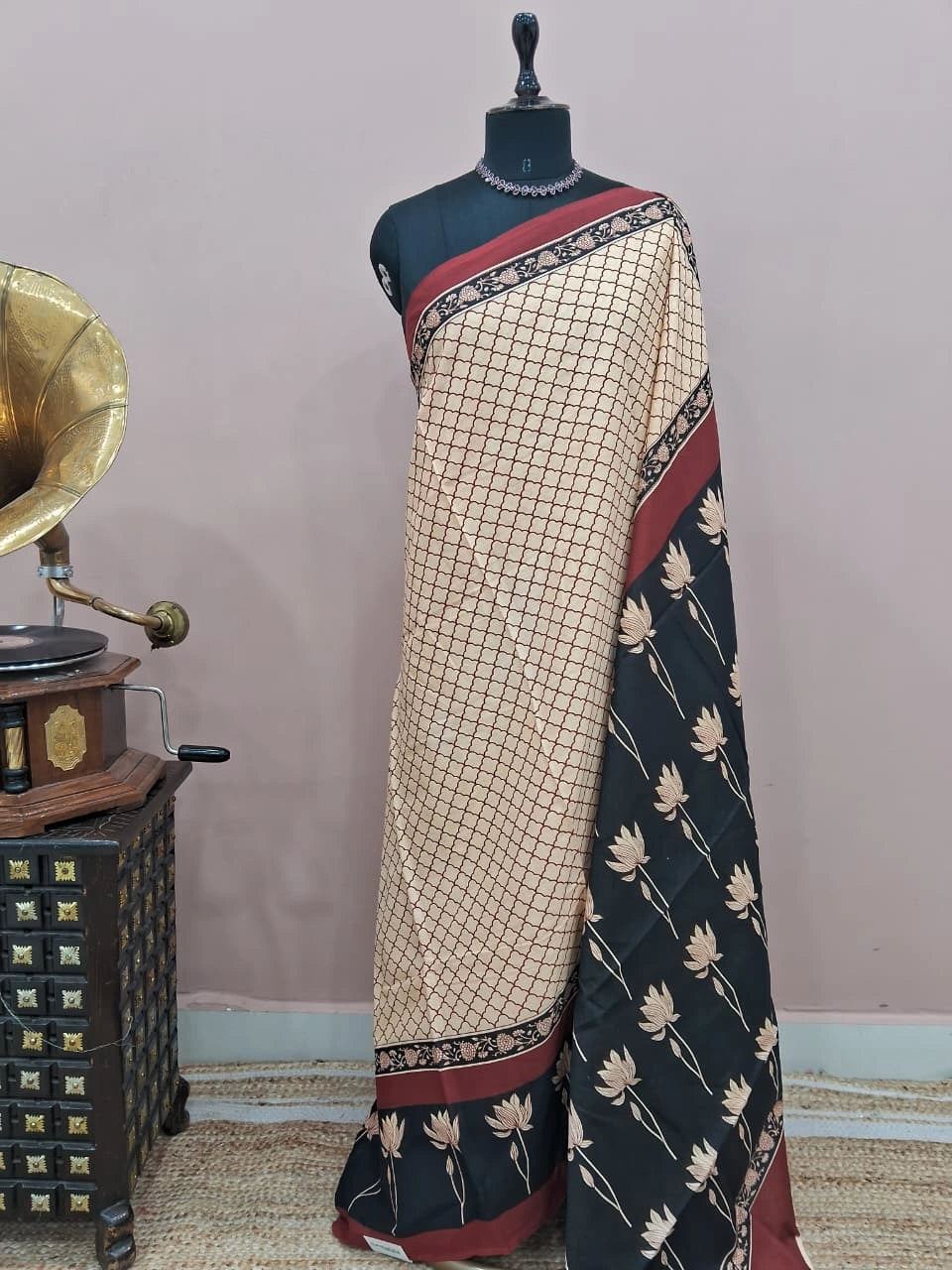 Dark Beige Mulmul Cotton Saree 