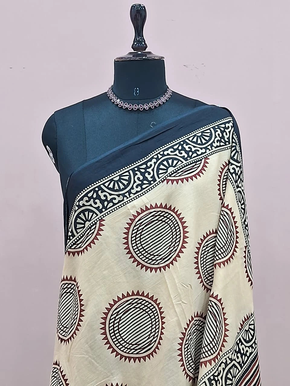 Cream Mulmul Cotton Saree 1