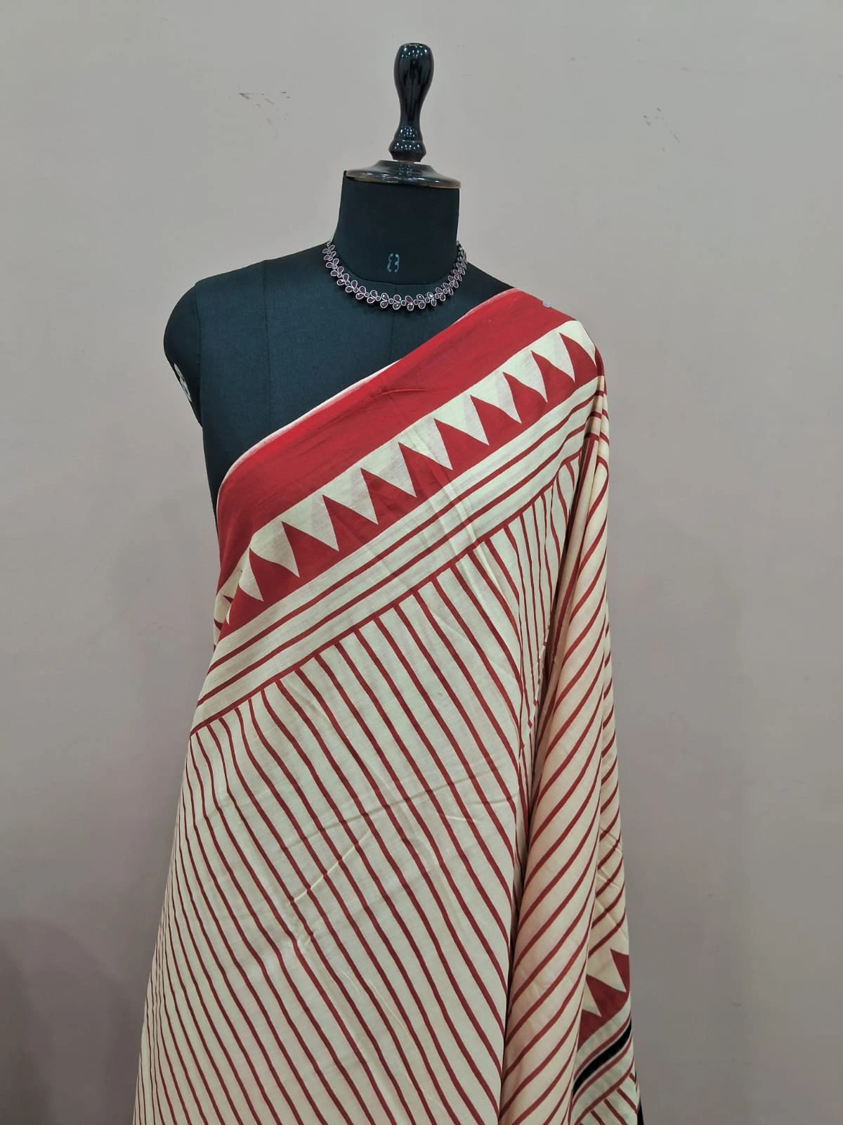 Beige Mulmul Cotton Saree  1