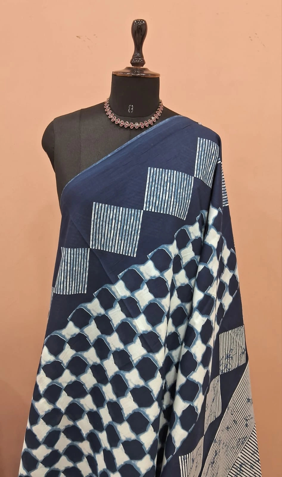 White Mulmul Cotton Saree 1