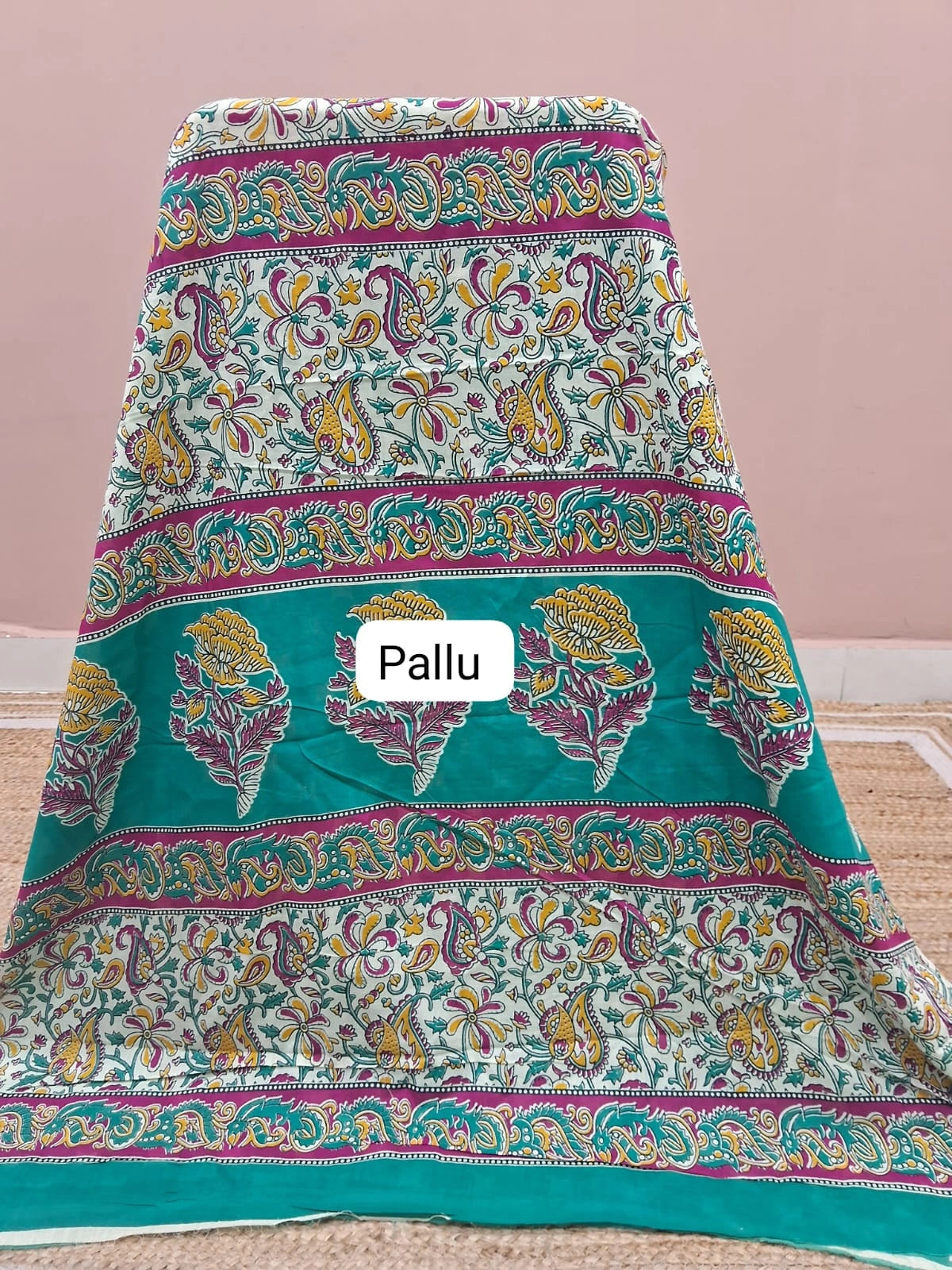 Light Pista Green Mulmul Cotton Saree Pallu