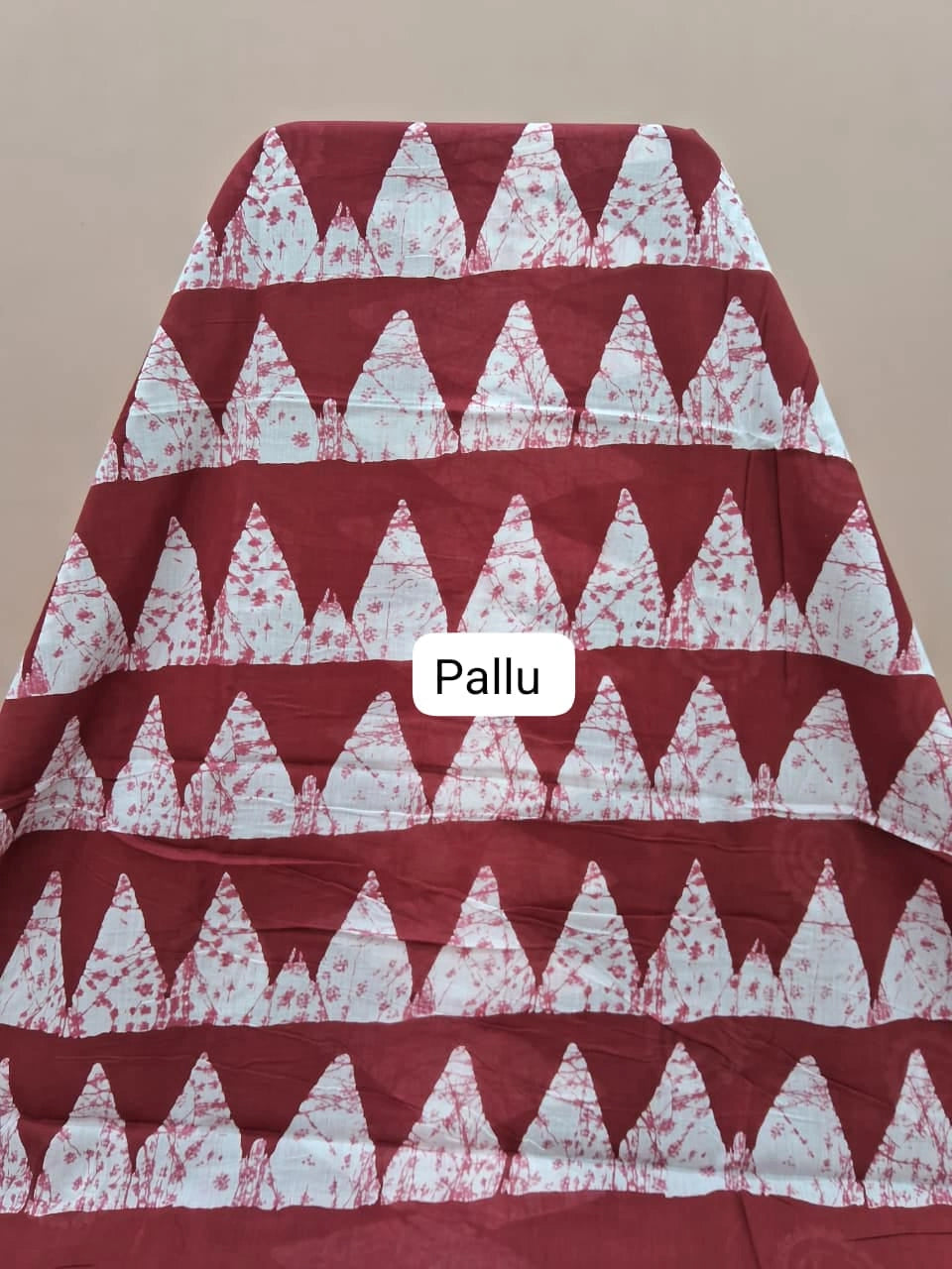 Red Mulmul Cotton Saree Pallu