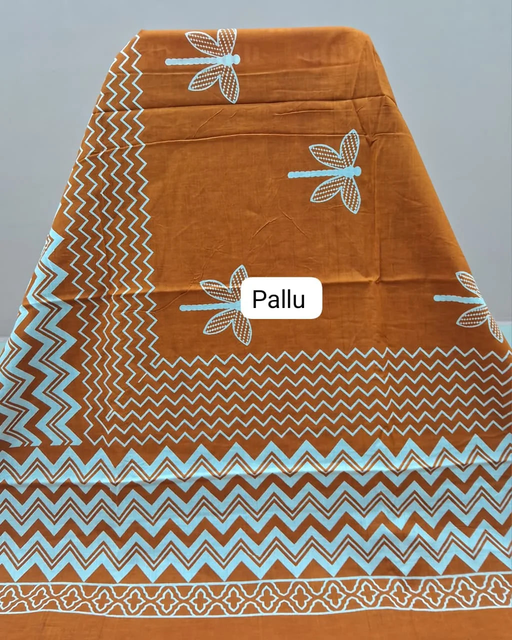Dark Mustard Yellow Mulmul Cotton Saree pallu