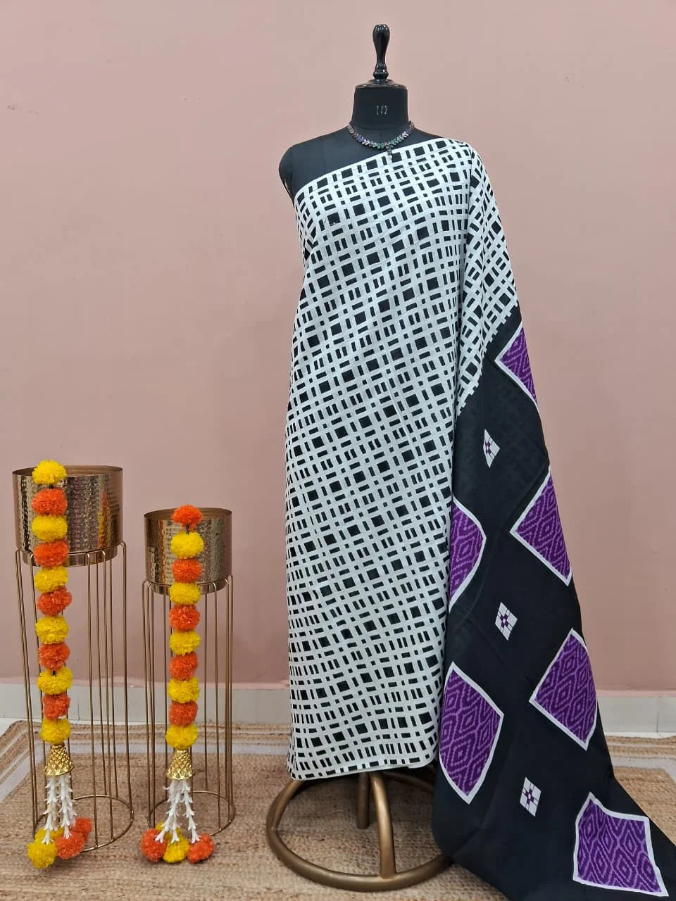 White Pure Mul Cotton Saree 