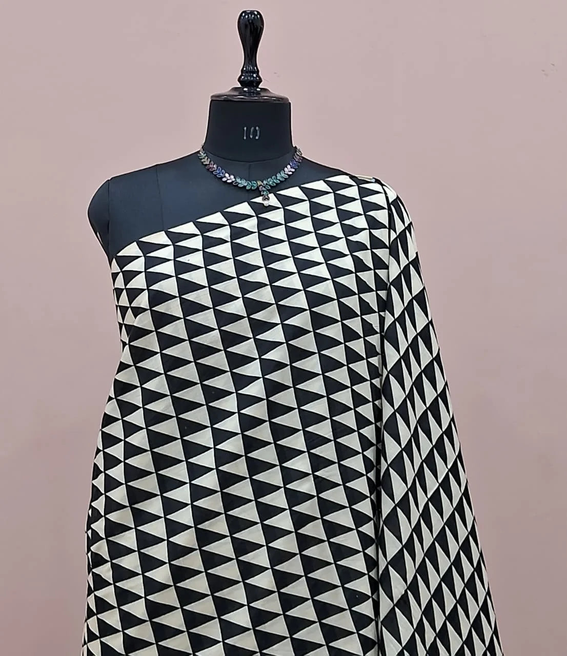 Black Pure Mulmul Cotton Saree 1