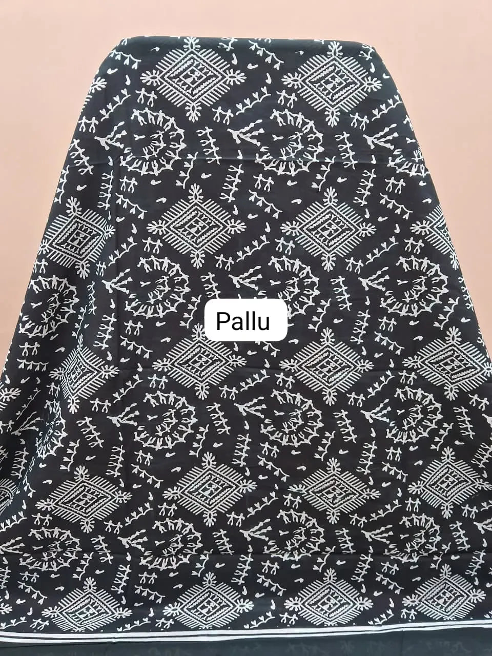 Dark Black Mulmul Cotton Saree pallu