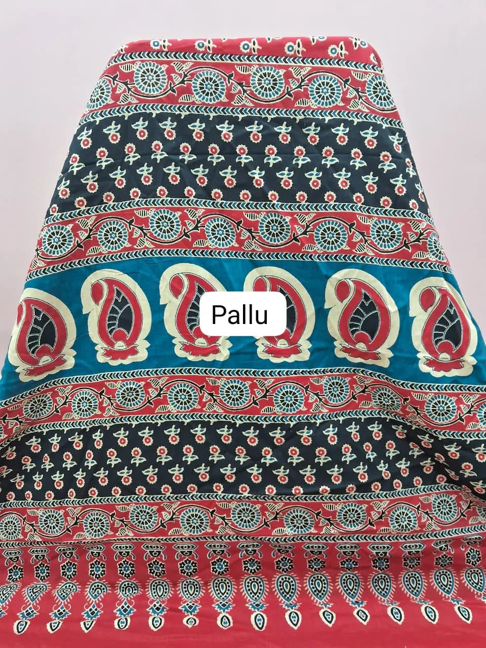 Fire Red Mulmul Cotton Saree pallu