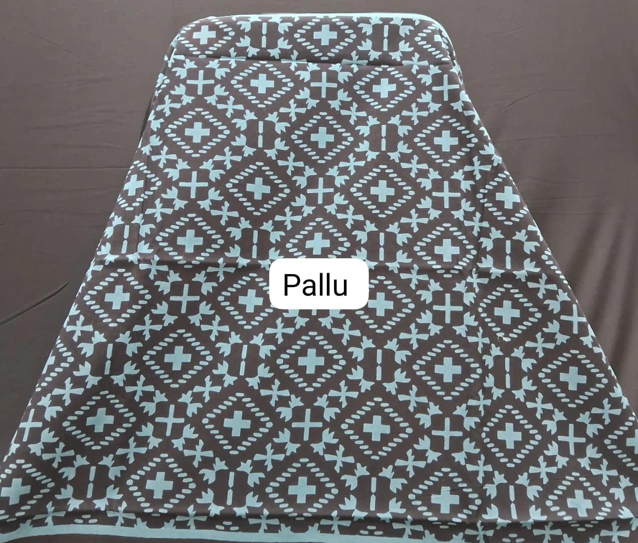 Black mulmul cotton saree Pallu