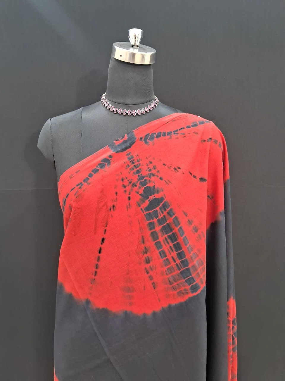 Black Mulmul cotton saree 1