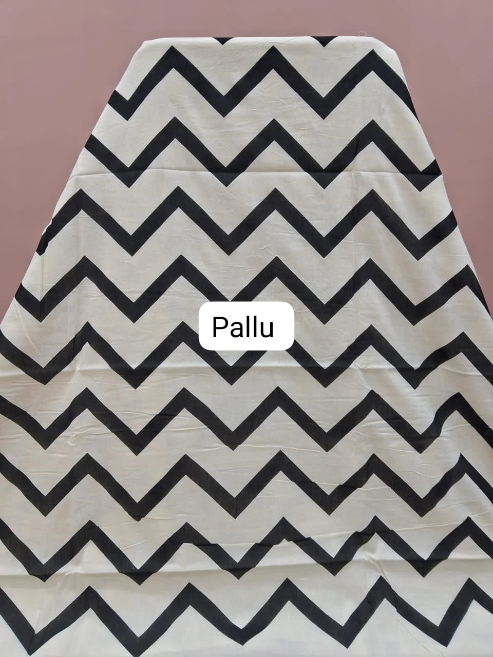 Cream Mulmul Cotton Saree Pallu