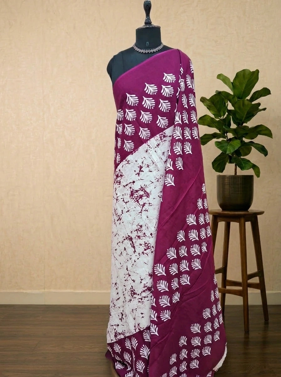 White Mulmul Cotton Saree