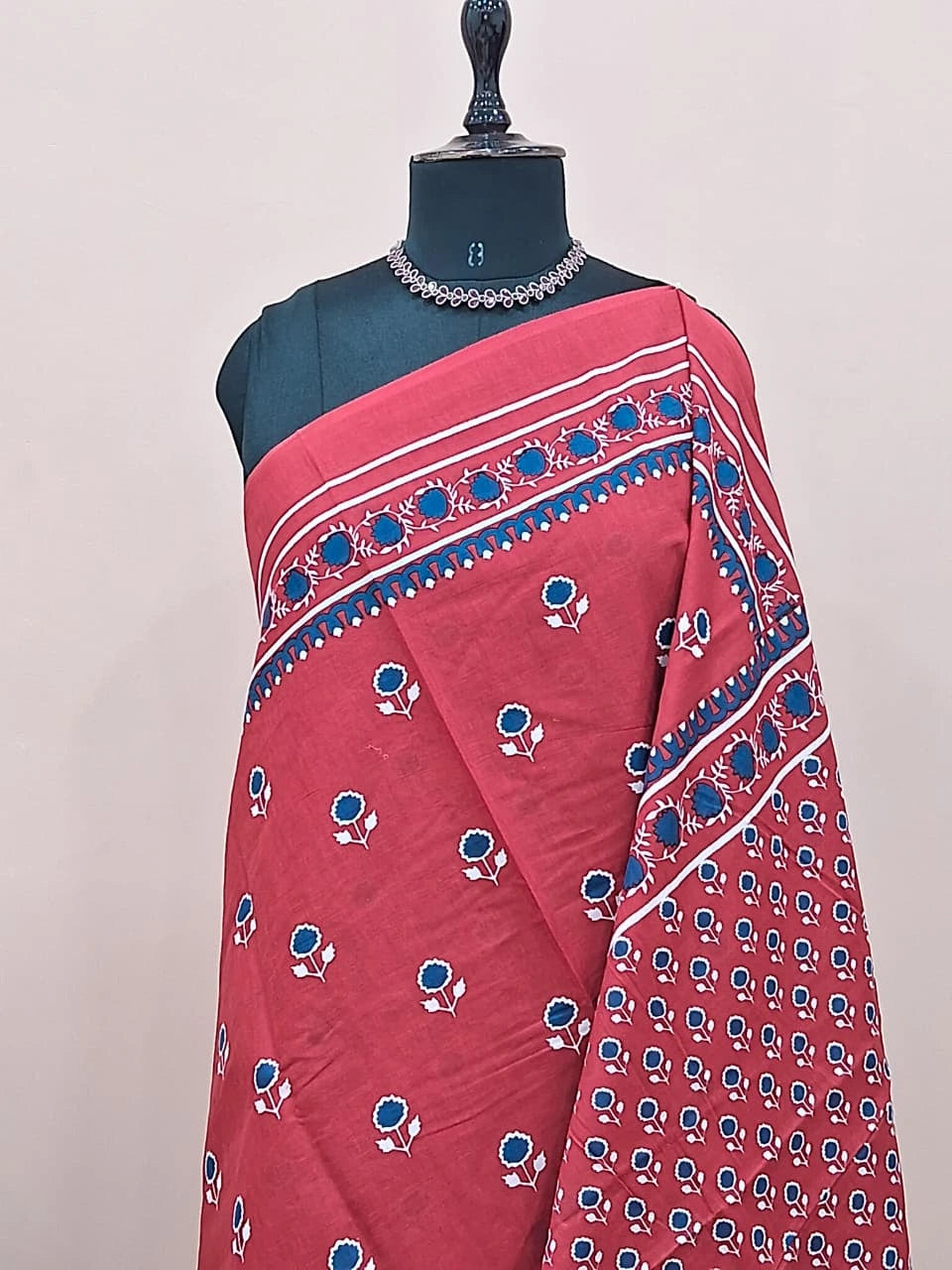 Brick Red Mulmul Cotton Saree 1