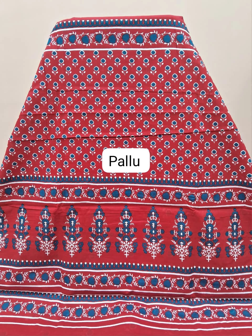 Brick Red Mulmul Cotton Saree Pallu