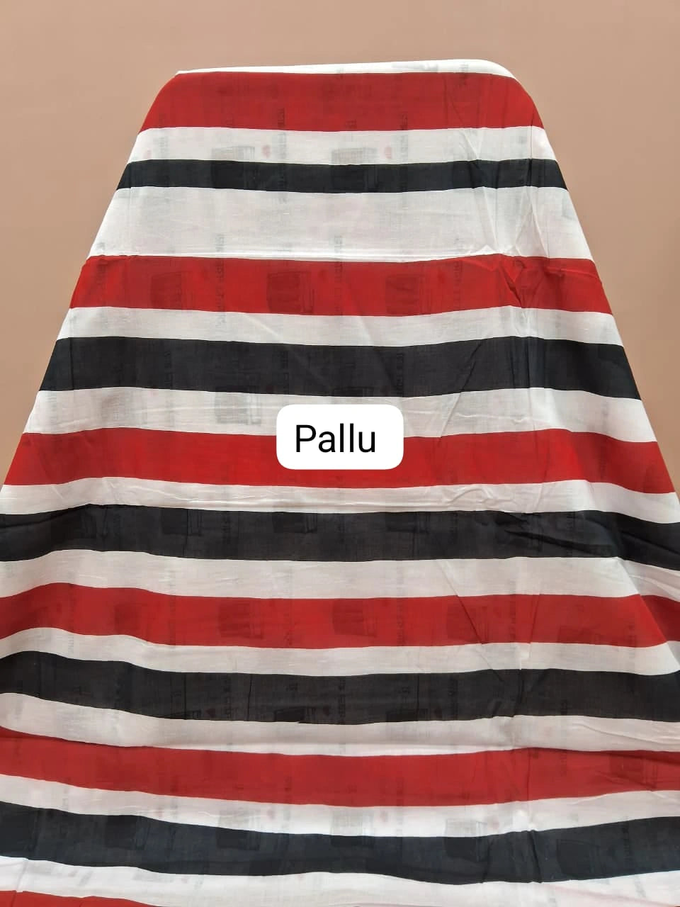 White Mulmul Cotton Saree Pallu