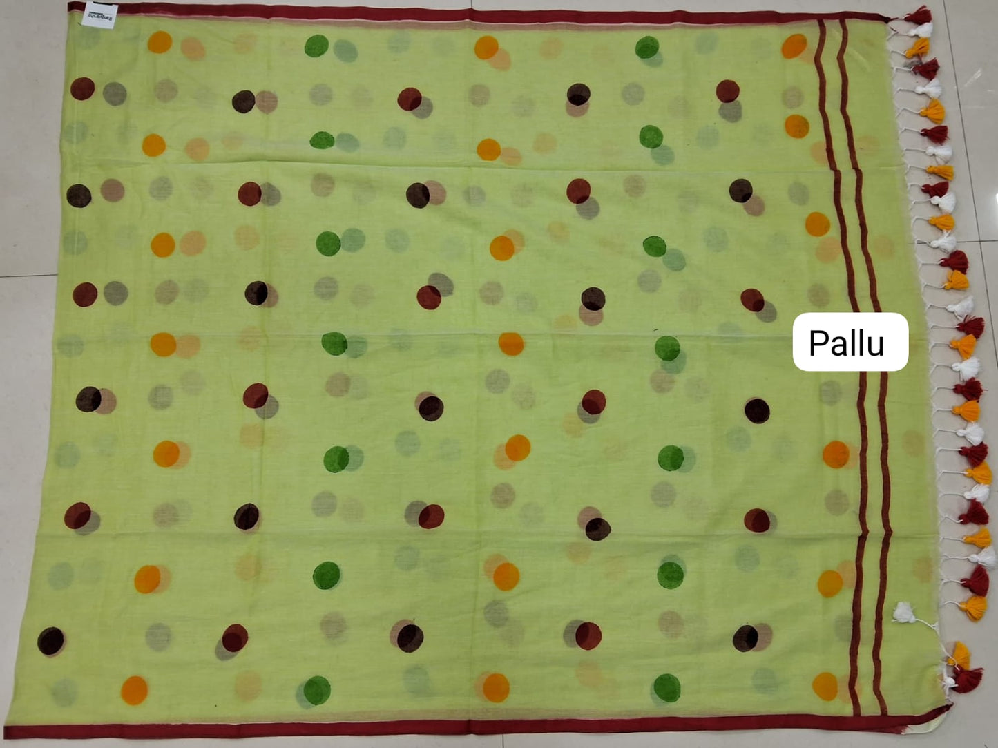 Leaf Green Mulmul Cotton Saree Pallu