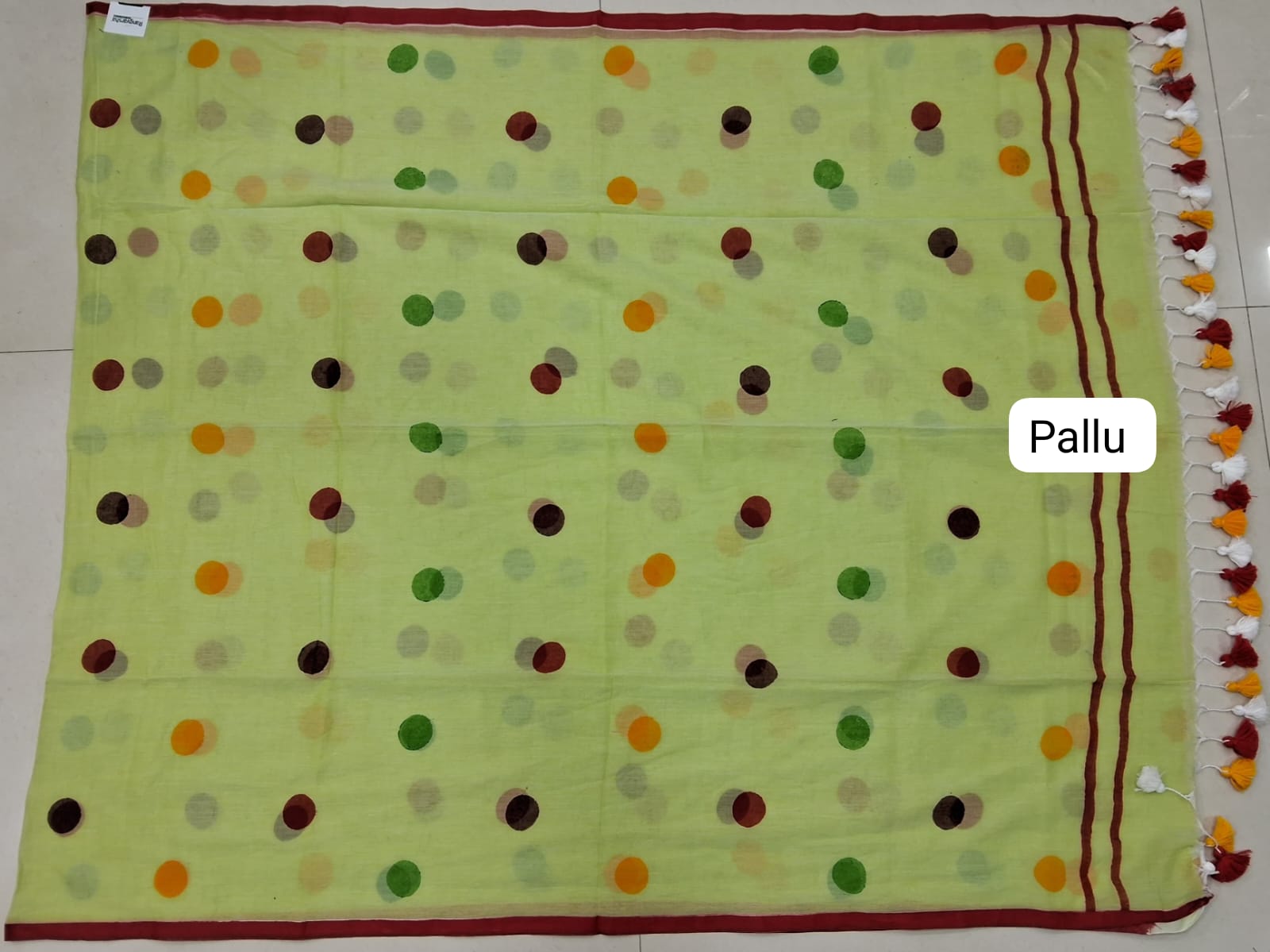 Leaf Green Mulmul Cotton Saree Pallu