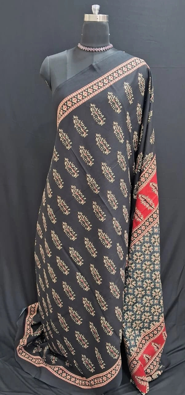 Black and Maroon Mulmul Cotton Saree