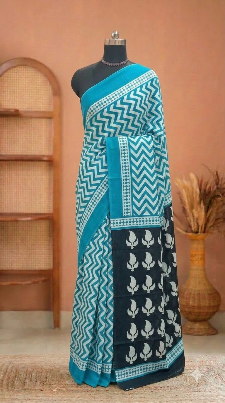 Turquoise & White Zigzag Pattern Mulmul Cotton Saree