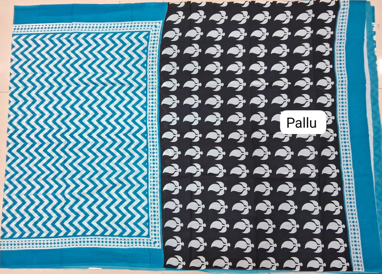 White Mulmul Cotton Saree Pallu