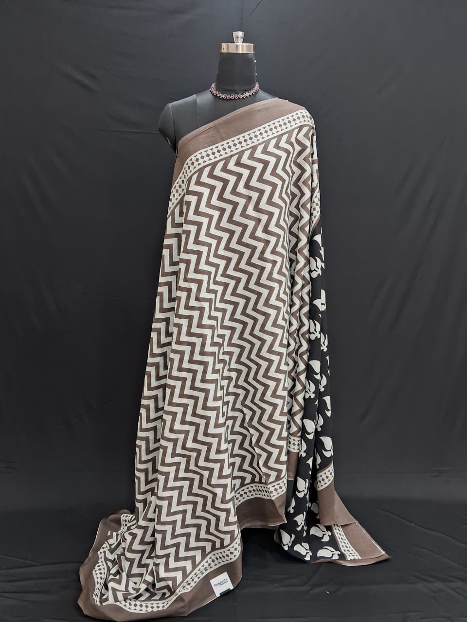Brown and White Zigzag Mulmul Cotton saree