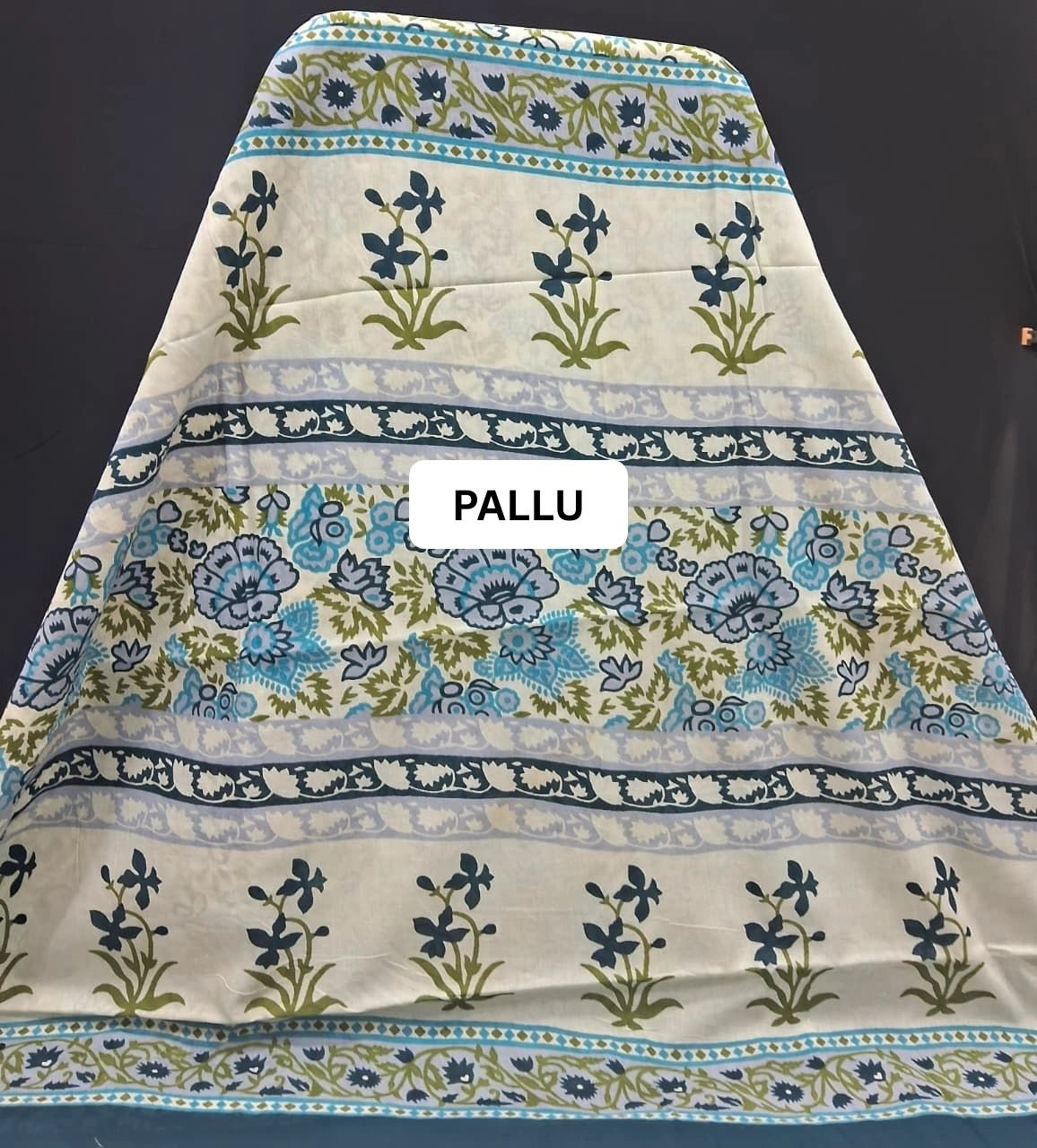 Tarditional Dark Grey Mulmul Cotton Saree pallu