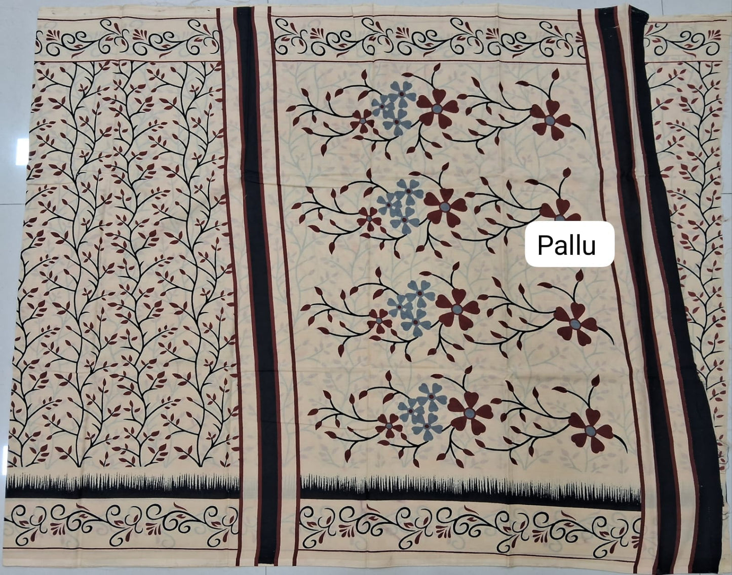 Cream Mulmul Cotton Saree Pallu