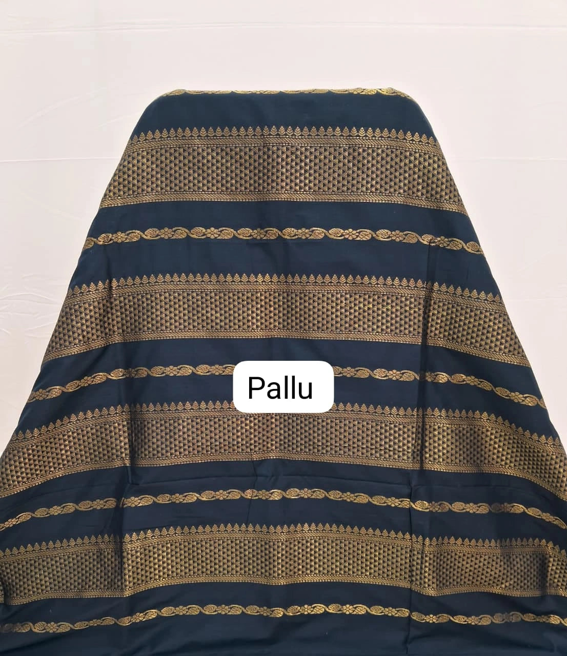 Premium Black Kalyani Cotton Saree pallu